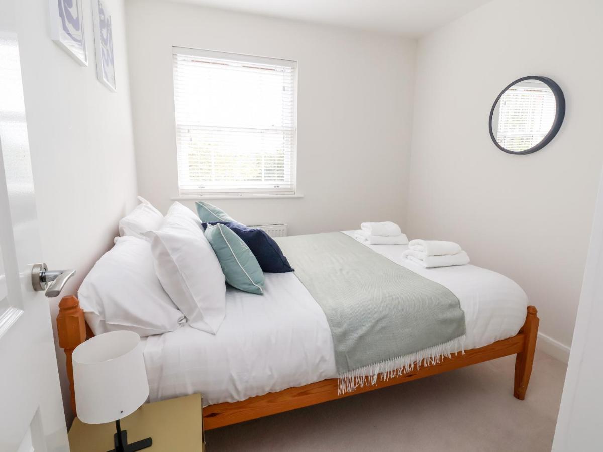 122 The Old Meadow Apartment Shrewsbury Bagian luar foto
