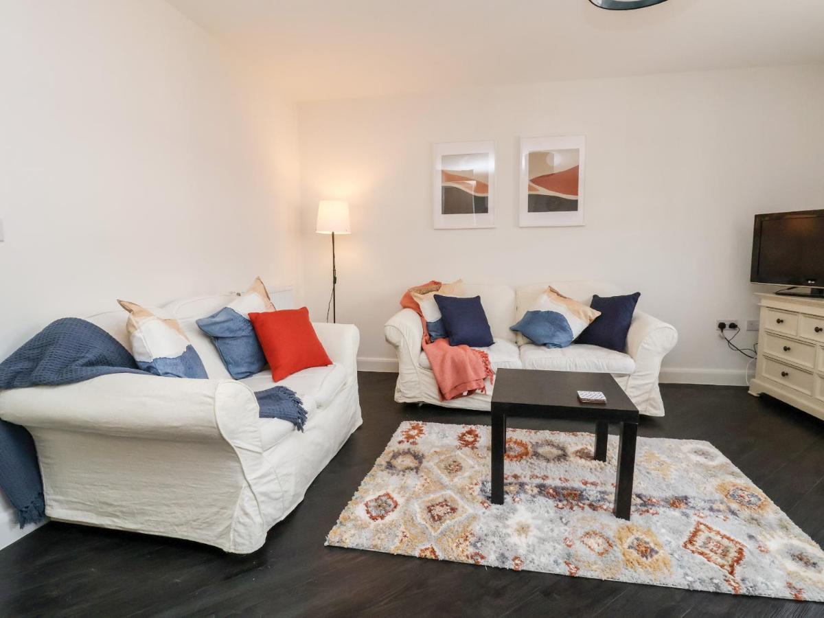 122 The Old Meadow Apartment Shrewsbury Bagian luar foto