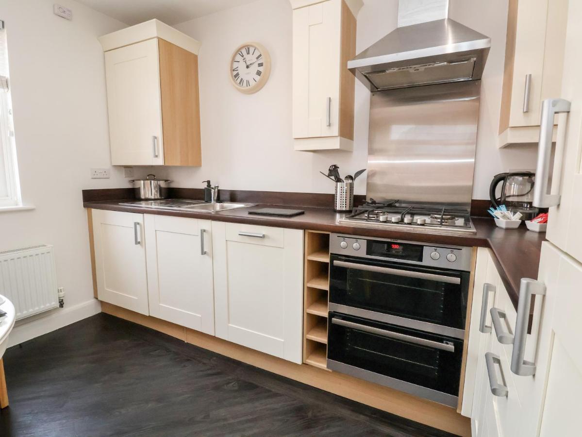 122 The Old Meadow Apartment Shrewsbury Bagian luar foto